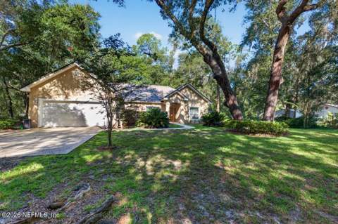 305 S Fillmore Avenue, Interlachen FL - photo 12 of 125