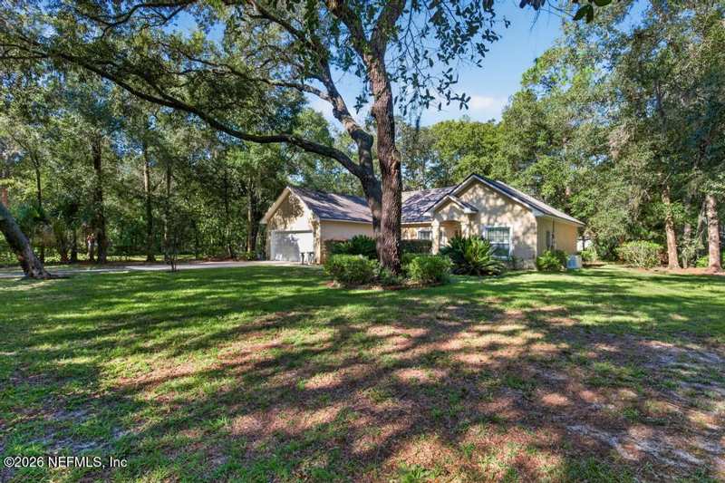 3 bedroom Single Family Residence at 305 S Fillmore Avenue, Interlachen Lakes Estates, Interlachen — photo 1