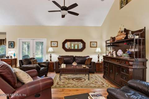 305 S Fillmore Avenue, Interlachen FL - photo 21 of 125