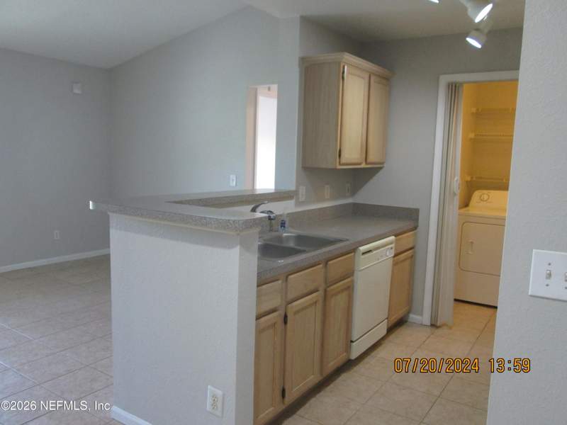 1 bedroom Condominium at 7701 Timberlin Park Boulevard #733, Villas Of Timberlin, Jacksonville — photo 5