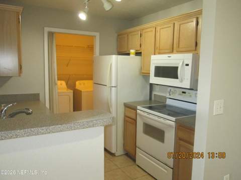7701 Timberlin Park Boulevard #733, Jacksonville FL - photo 6 of 24