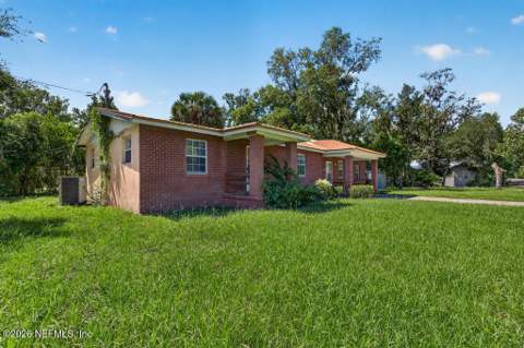 615 Walburg Street, Green Cove Springs FL - photo 17 of 76