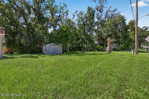 615 Walburg Street, Green Cove Springs FL - photo 15 of 76