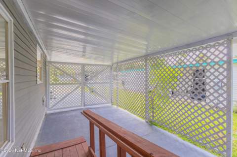 140 Pine Lake Drive, Satsuma FL - photo 7 of 50