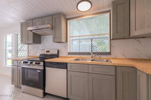 140 Pine Lake Drive, Satsuma FL - photo 22 of 50