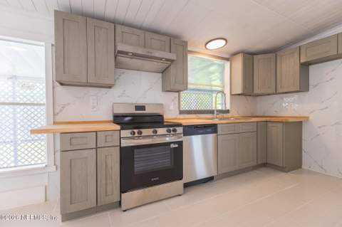 140 Pine Lake Drive, Satsuma FL - photo 24 of 50