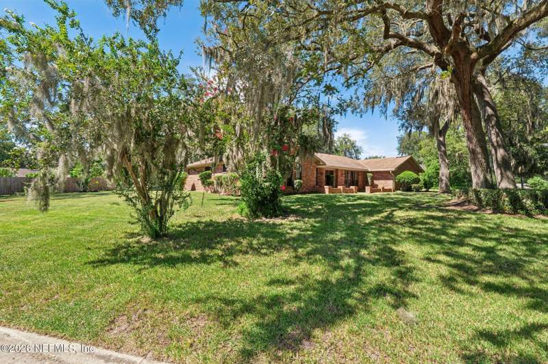4 bedroom Single Family Residence at 4134 Whispering Oaks Drive, Old Mill Cove, Jacksonville — photo 5