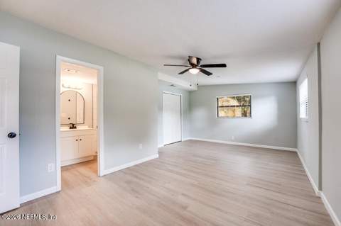 7578 Ridgeway Road, Jacksonville FL - photo 10 of 19