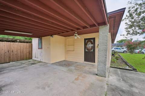 10549 Abilene Road, Jacksonville FL - photo 6 of 38