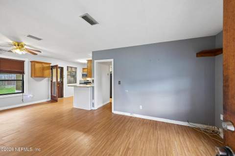 10549 Abilene Road, Jacksonville FL - photo 8 of 38