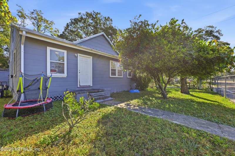 3 bedroom Single Family Residence at 1305 Melson Avenue, Westwood Park, Jacksonville — photo 1