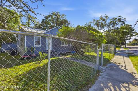1305 Melson Avenue, Jacksonville FL - photo 24 of 26