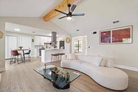 1647 Windy Oaks Drive, Jacksonville FL - photo 12 of 51