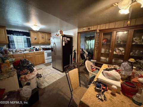 918 W 27th Street, Jacksonville FL - photo 7 of 15