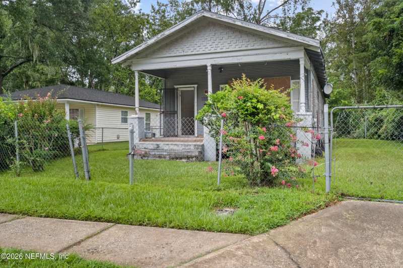 3 bedroom Single Family Residence at 2117 Tuskegee Road, Royal Terrace Addn, Jacksonville — photo 1