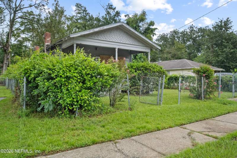 3 bedroom Single Family Residence at 2117 Tuskegee Road, Royal Terrace Addn, Jacksonville — photo 4