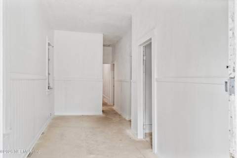 2117 Tuskegee Road, Jacksonville FL - photo 7 of 36