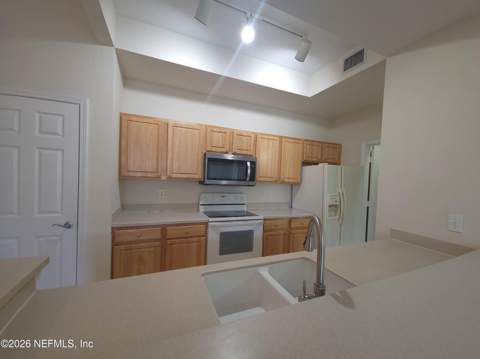 10075 Gate Parkway #1312, Jacksonville FL - photo 7 of 18