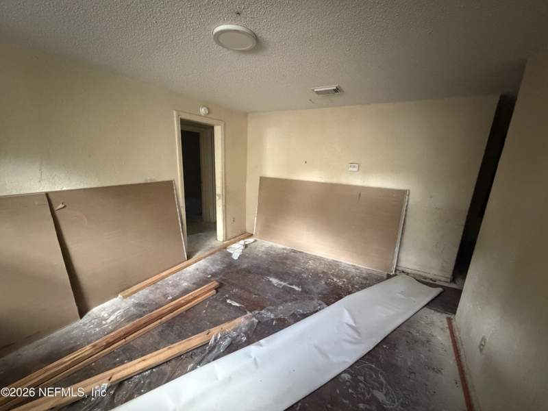 3 bedroom Single Family Residence at 3229 Dignan Street, Highway, Jacksonville — photo 2