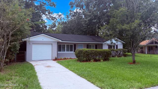 1114 SANTIAGO Drive