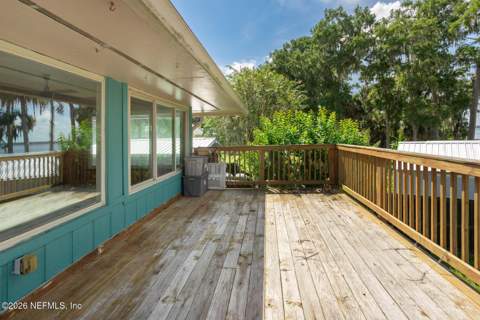109 St Johns Boulevard, East Palatka FL - photo 15 of 39