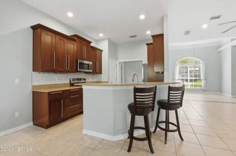 9174 Milton Drive, Jacksonville FL - photo 19 of 47