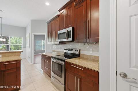 9174 Milton Drive, Jacksonville FL - photo 21 of 47
