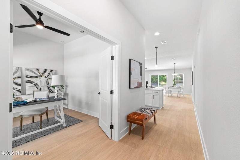 4 bedroom Single Family Residence at 420 Bird Road #2, Los Angeles Gardens, Jacksonville — photo 3