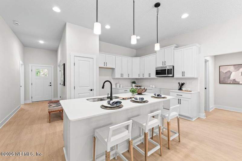 4 bedroom Single Family Residence at 420 Bird Road #2, Los Angeles Gardens, Jacksonville — photo 5