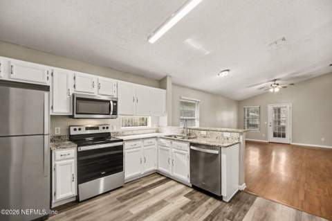 1264 Suffolk Place, Orange Park FL - photo 14 of 16