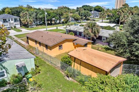 628 3rd Avenue, Jacksonville Beach FL - photo 12 of 37