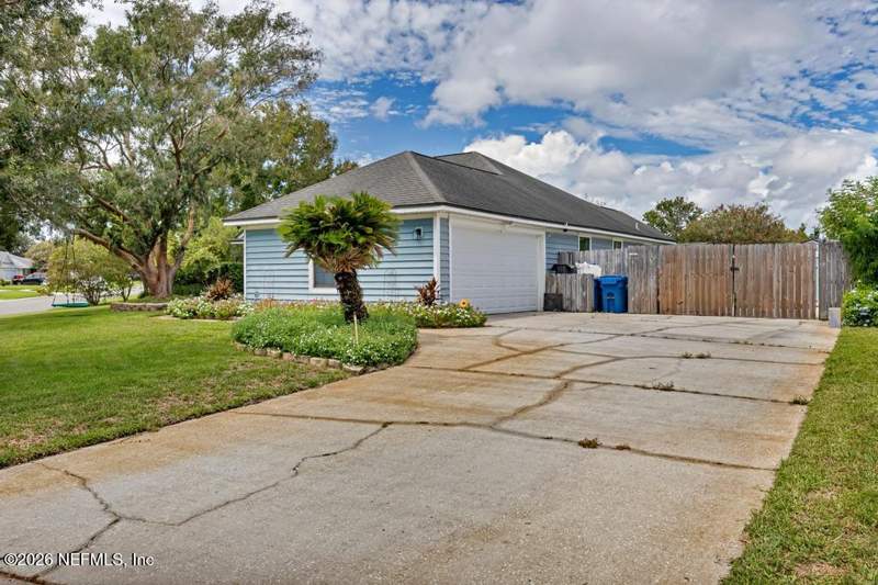 3 bedroom Single Family Residence at 13181 Staffordshire Drive, Greenfield Lakes, Jacksonville — photo 4