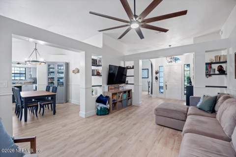 13181 Staffordshire Drive, Jacksonville FL - photo 15 of 50