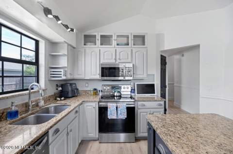 13181 Staffordshire Drive, Jacksonville FL - photo 22 of 50