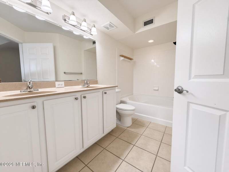 2 bedroom Condominium at 10075 Gate Parkway #1610, Mirabella, Jacksonville — photo 5