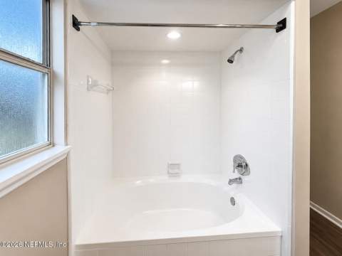 8126 Fieldside Drive, Jacksonville FL - photo 21 of 23