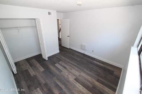 9360 Craven Road #1404, Jacksonville FL - photo 12 of 21