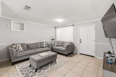 7361 Wheat Road, Jacksonville FL - photo 7 of 36