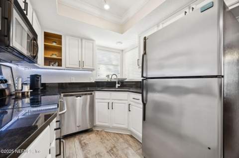 831 Shoreline Circle, Ponte Vedra Beach FL - photo 8 of 52