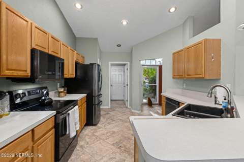 1277 McGirts Creek Drive, Jacksonville FL - photo 13 of 50