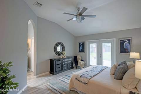 8345 Rockridge Drive, Jacksonville FL - photo 23 of 53