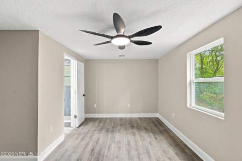 6704 Jolene Drive, Jacksonville FL - photo 17 of 32