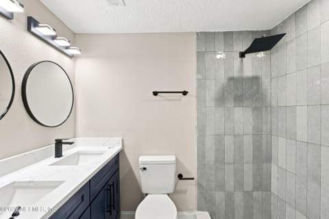 6704 Jolene Drive, Jacksonville FL - photo 19 of 32