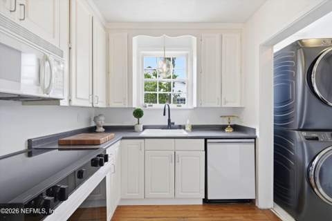 1642 Pershing Road, Jacksonville FL - photo 16 of 40
