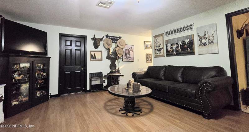 2 bedroom Single Family Residence at 5234 75th Place, Live Oak, Live Oak — photo 5