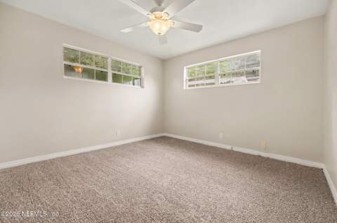 7257 Elvia Drive, Jacksonville FL - photo 19 of 32