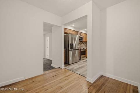 4556 Blount Avenue, Jacksonville FL - photo 12 of 51