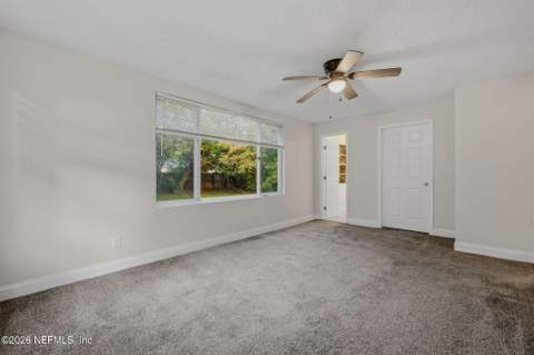 4556 Blount Avenue, Jacksonville FL - photo 17 of 51