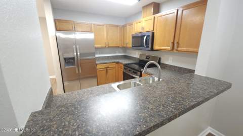 193 Oceangate Drive, Atlantic Beach FL - photo 10 of 22