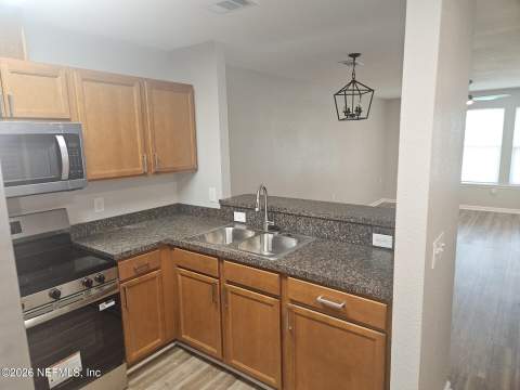 193 Oceangate Drive, Atlantic Beach FL - photo 13 of 22